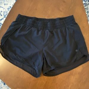 ATHLETA SHORTS